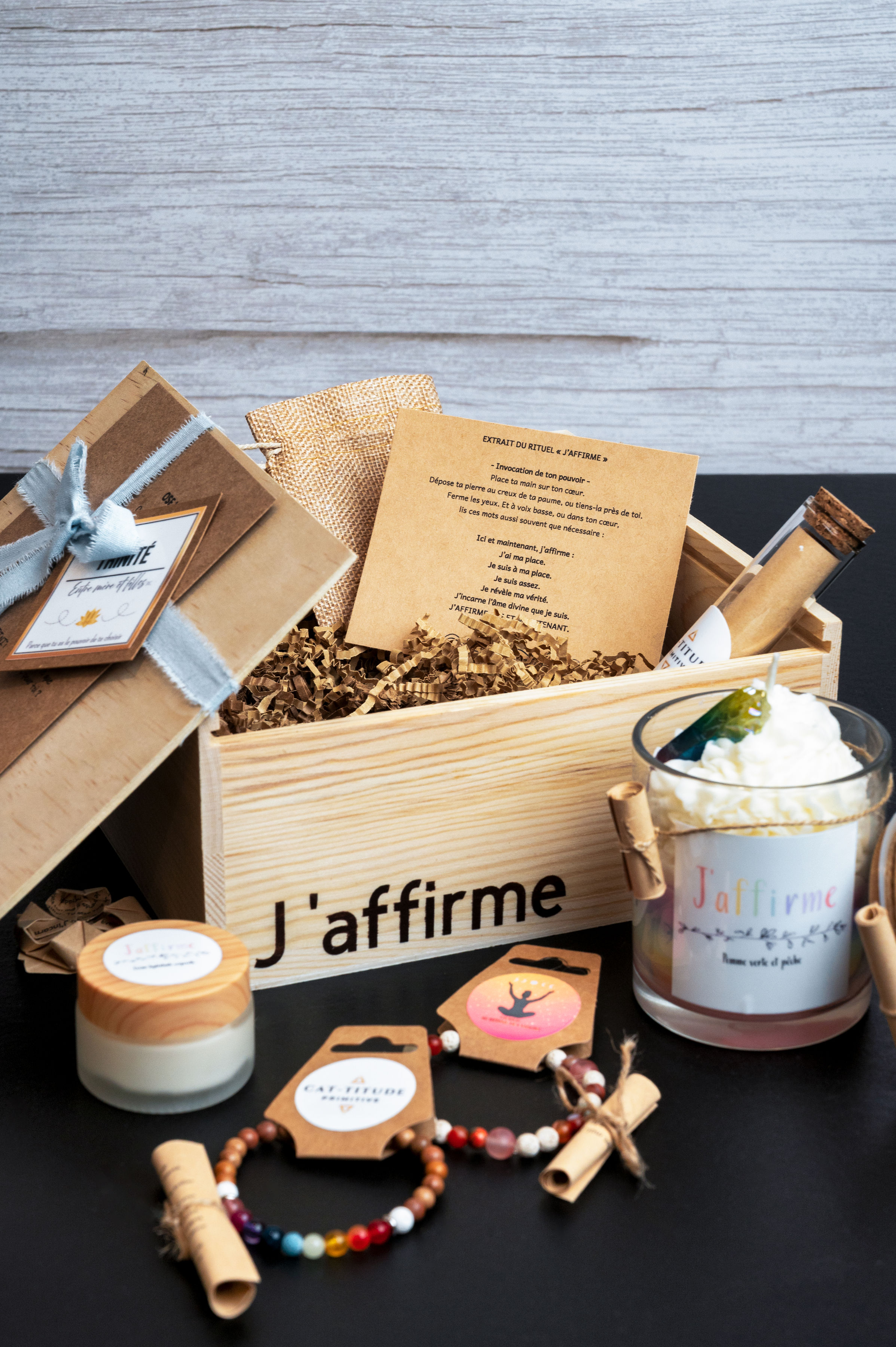 Coffret J’affirme — ouvert